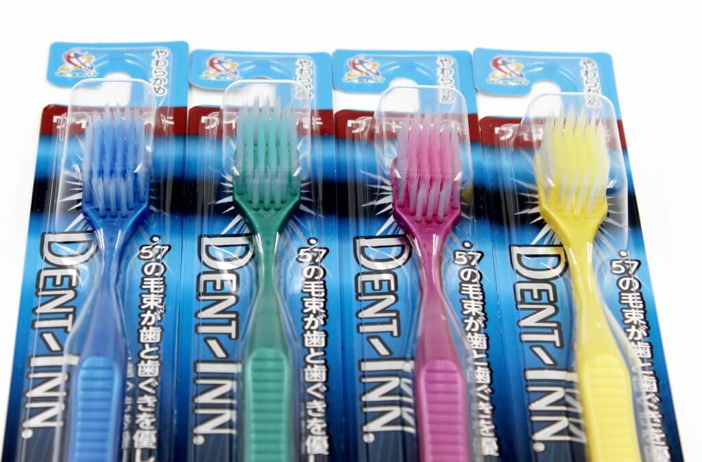 Bàn chải đánh răng đầu rộng loại mềm Dent-inn Nhật Bản