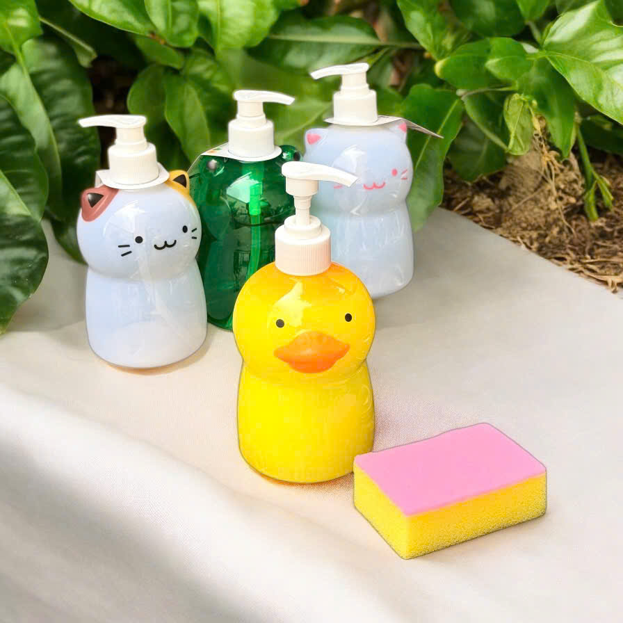 Chai đựng có vòi nhấn hình ếch, vịt (500ml) - Hàng Nhật nội địa