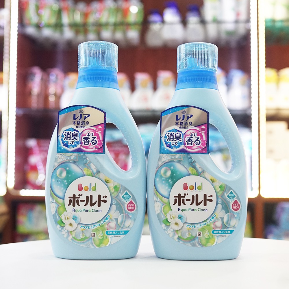 Chai nước giặt xả Gell Ball màu xanh hương thảo mộc - Hàng Nhật nội địa