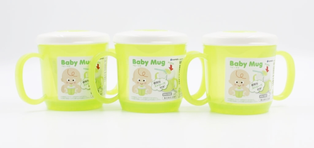 Cốc tập uống có tay cầm màu xanh lá