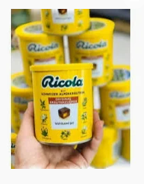 Kẹo ngậm ho ricola màu vàng lọ 250g - Hàng Nhật nội địa