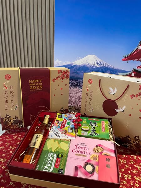 Hộp quà tết Nhật Bản Toyama (19)