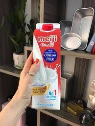Sữa Tươi Thanh Trùng Cao Cấp Meiji 4.3% 946ml (đỏ) - Hàng Nhật nội địa