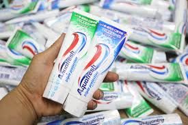 (Big Sale) Kem đánh răng Kem đánh răng Aquafresh bạc hà