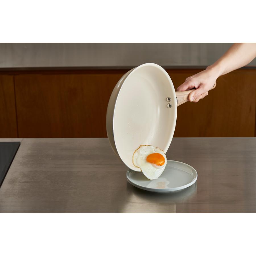 Chảo chống dính Ceramic Kakusee - size 20cm sâu lòng, màu be  - Hàng Nhật nội địa