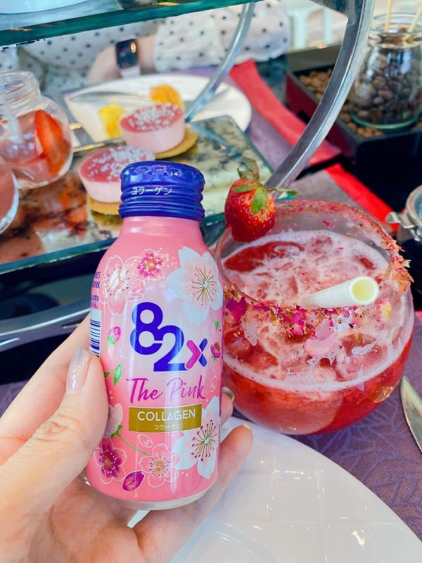 Nước Uống Bảo Vệ Sức Khỏe 82x The Pink Collagen Nhật Bản (hộp 10x 100ml) - Hàng Nhật nội địa
