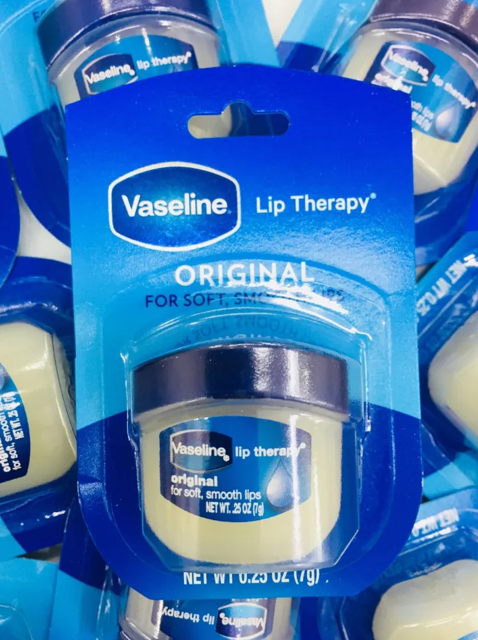 Sáp Dưỡng Môi Vaseline Mềm Mịn 7g - Hàng Nhật nội địa