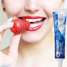 Kem Đánh Răng Trắng Răng Crest 3D White Advanced Whitening 147g - Hàng Nhật nội địa