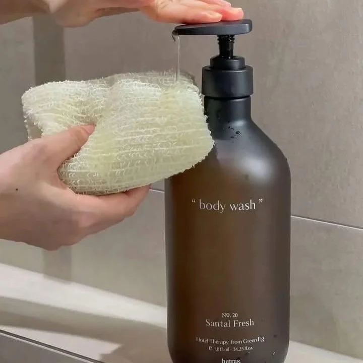 ( Hàn Quốc) Sữa Tắm Hetras Hotel Therapy Body Wash 1013ml NO.12 Santal Fresh ( Gỗ đàn hương)