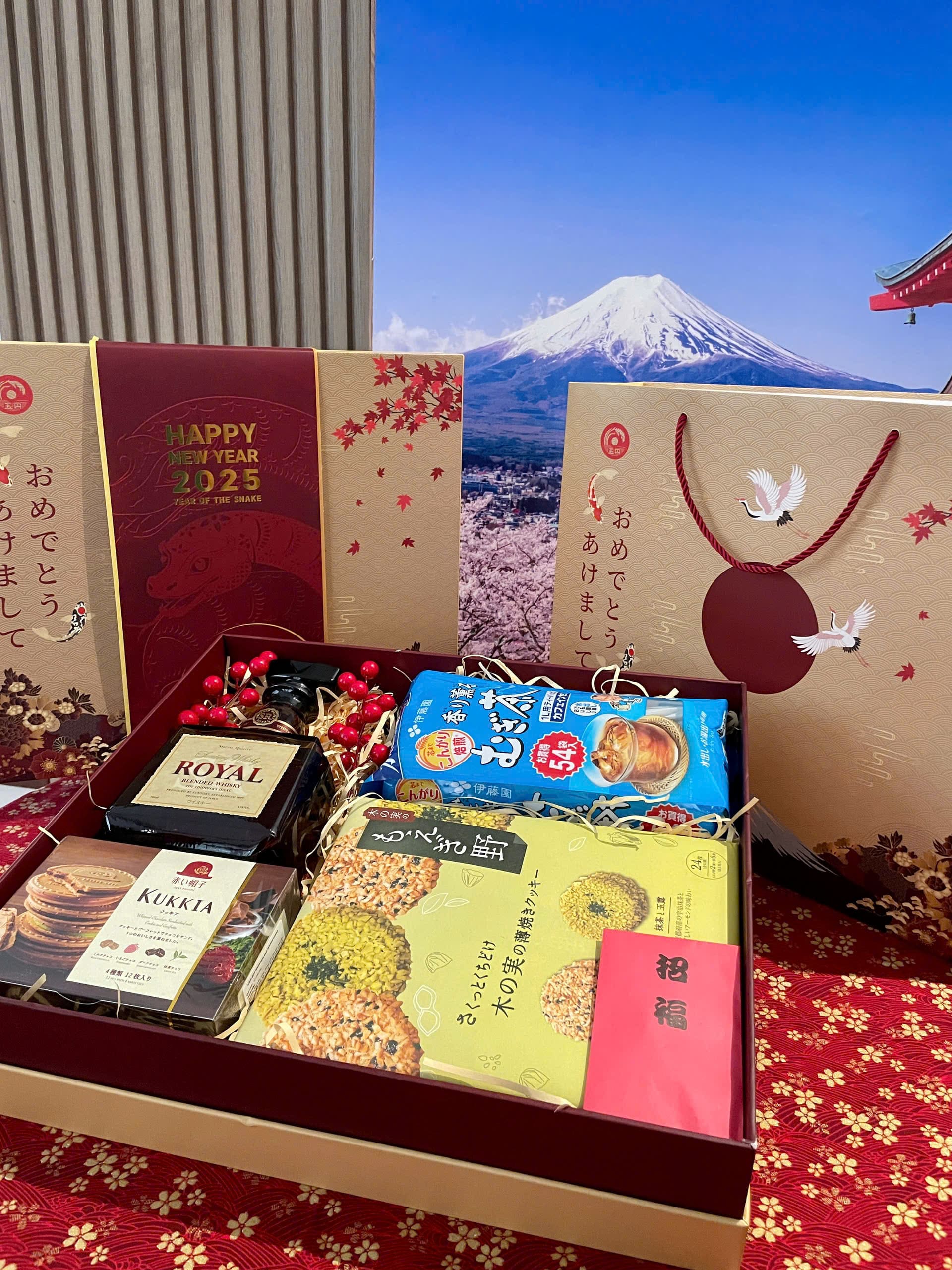 Hộp quà tết Nhật Bản Chiba (04)