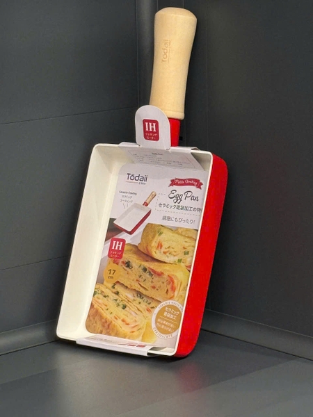 Chảo chiên trứng cuộn chống dính Ceramic Todaii, size 17*12cm cán gỗ  - Hàng Nhật nội địa