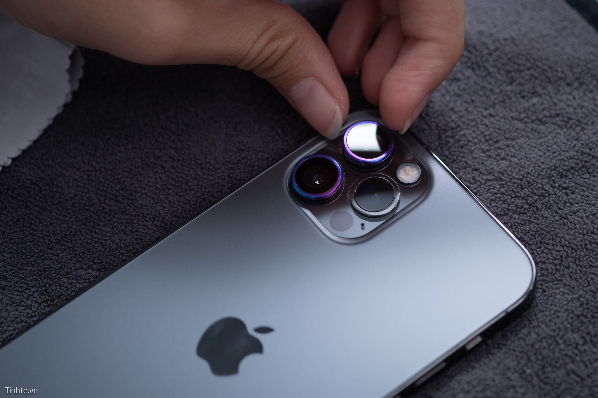 Kính Cường Lực Camera – Phụ Kiện Nhỏ, Giá Trị Lớn Mà Bạn Đừng Bao Giờ Xem Nhẹ