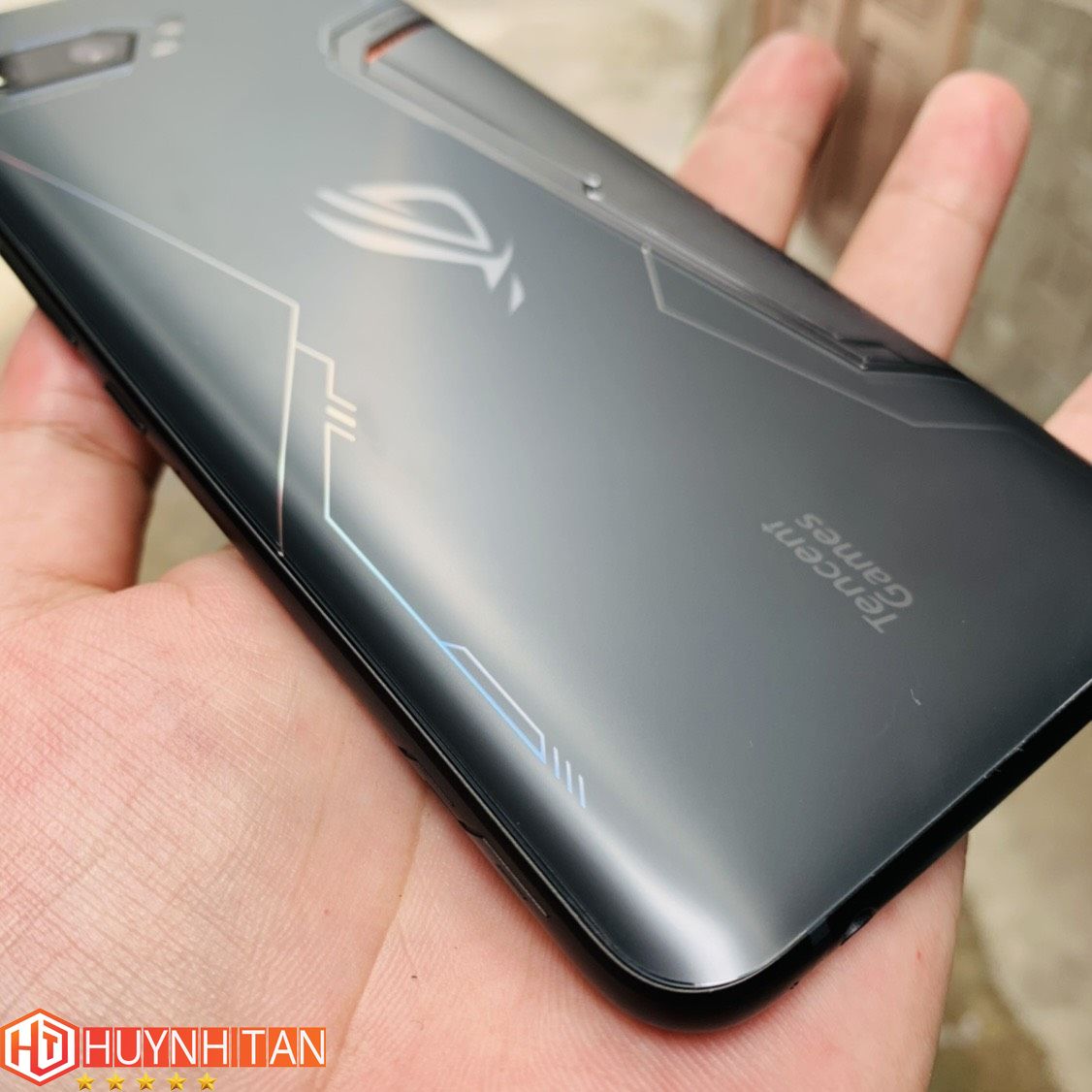 Miếng dán Skin PPF Asus ROG 2 bề mặt Nhám chống vân tay cực tốt (Tặng 1 Miếng Dự Phòng)