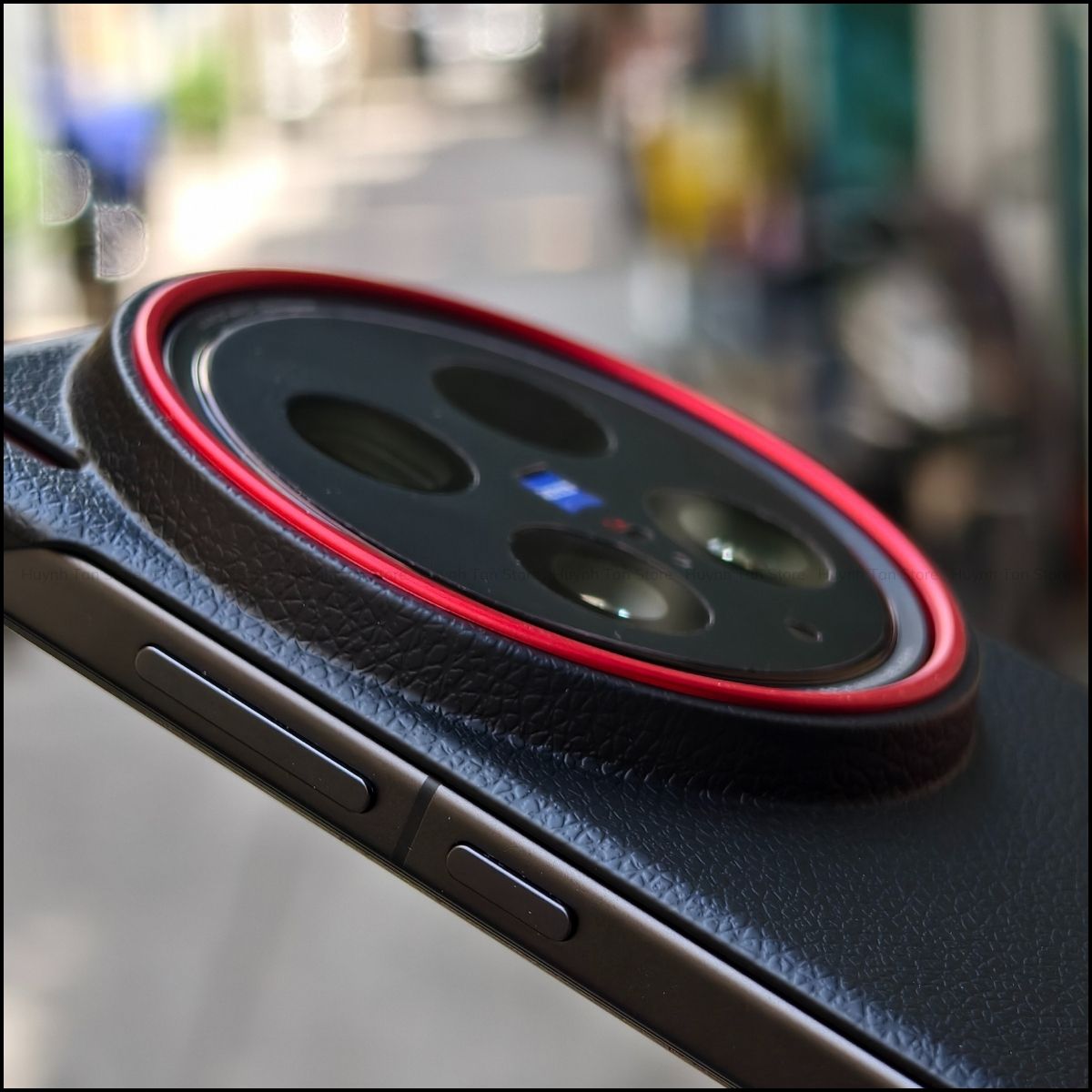 Ốp lưng Vivo X200 Pro/ X200 Ultra da QUAN magsafe nửa cạnh từ tính sạc không dây chống bám vân tay chính hãng LIKGUS