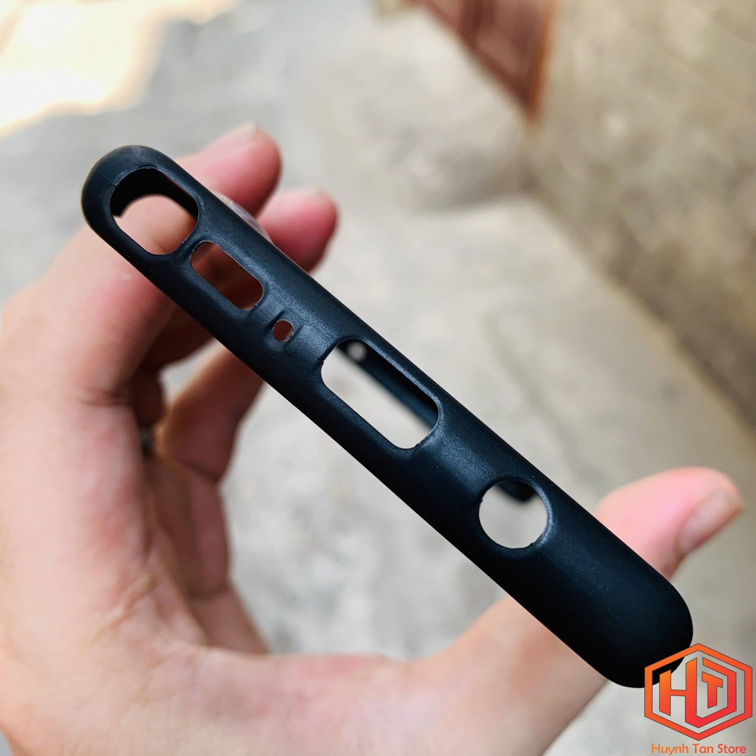 Ốp lưng samsung note 8 nửa cạnh lưng nhám chống bám vân tay bảo vệ camera phụ kiện huỳnh tân store