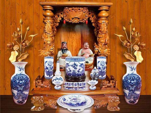Ông địa và Thần Tài trên bàn thờ