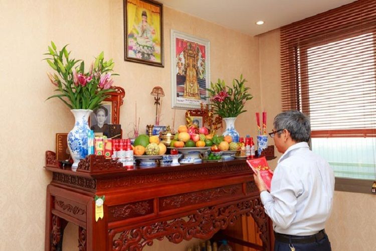 Đọc văn khấn lễ nhập trạch phải thể hiện sự tôn kính với về trên