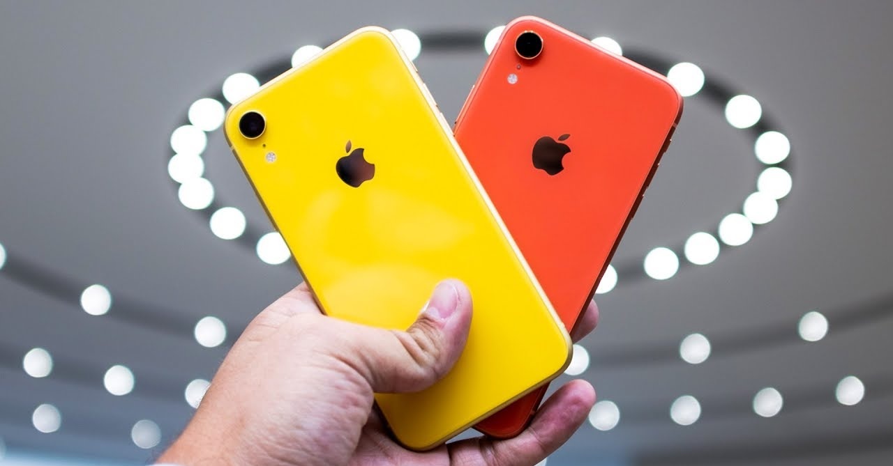 Cùng chiêm ngưỡng những chiếc iPhone XR giá rẻ đầu tiên trên thế giới