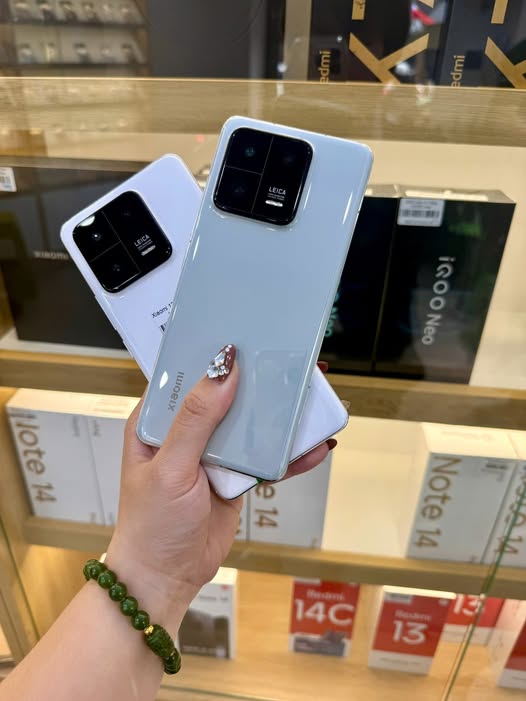 🌟 Xiaomi Mi 13 Pro – Đỉnh cao công nghệ, vượt trội mọi giới hạn