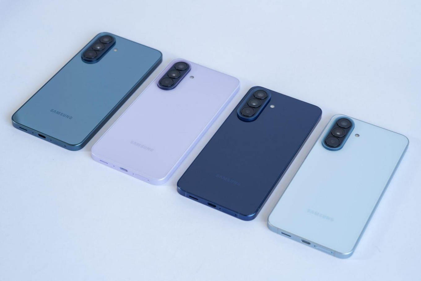Samsung Galaxy A57 có đáng mua năm 2026? Hiệu năng mạnh, thiết kế đẹp, trải nghiệm vượt tầm giá