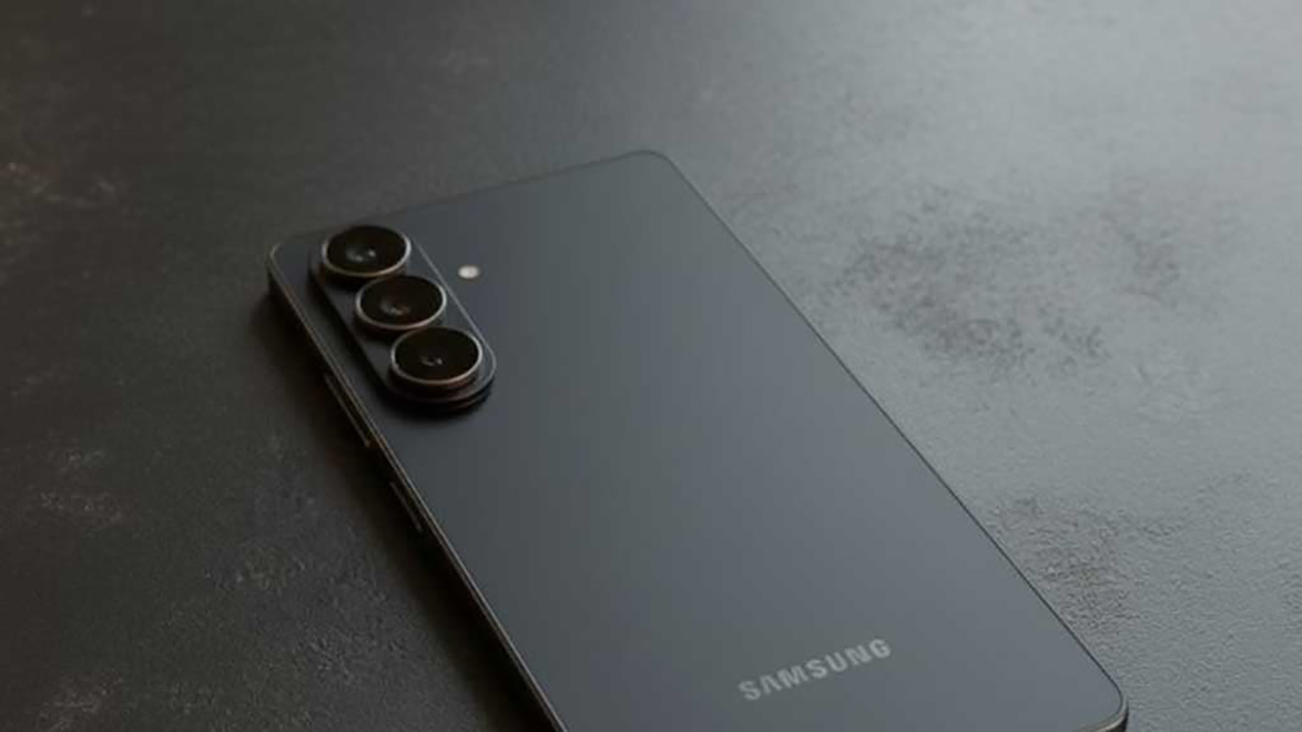 Rò rỉ hình ảnh Galaxy S26 Plus: Thiết kế cụm camera mới, hiệu năng và pin được nâng cấp