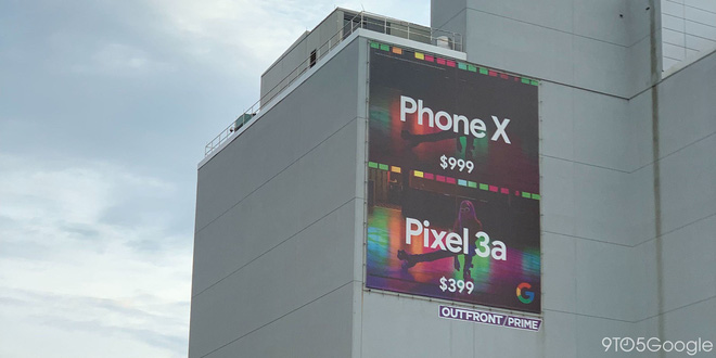 Dìm hàng Apple, Google treo biển quảng cáo so sánh iPhone X và Pixel 3a ngay cạnh Apple Store