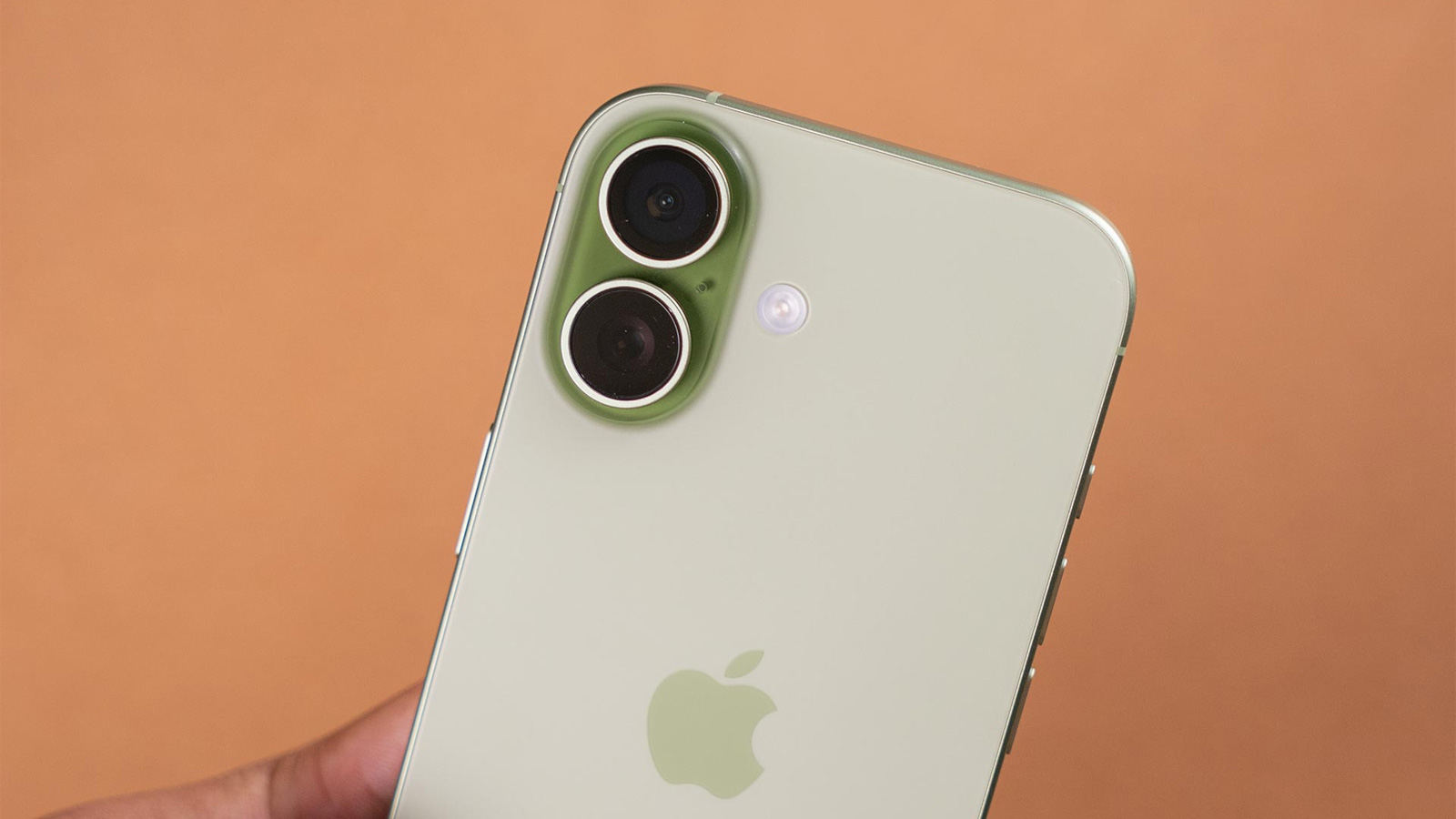 iPhone 17 – thành công bất ngờ của Apple