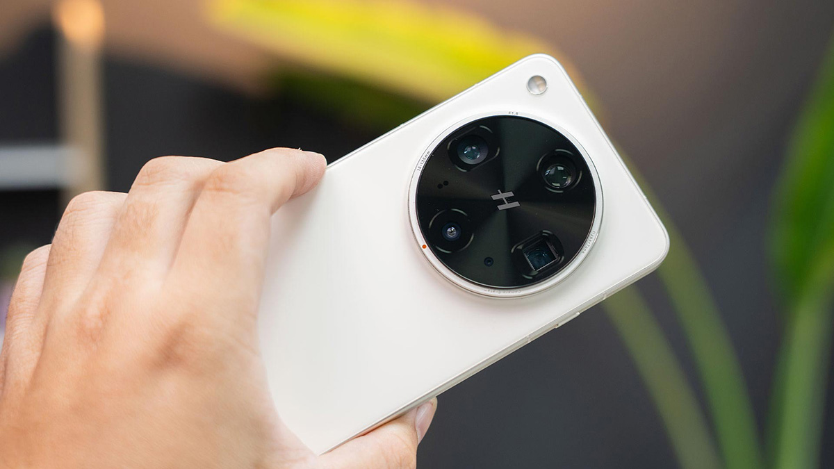 OPPO Find X9 Ultra gây sốc với camera kép 200MP, zoom quang học 10x độc nhất phân khúc