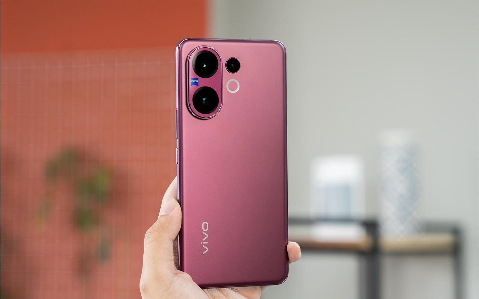 Đánh giá nhanh vivo V60 5G: Ngoại hình bắt mắt, hiệu năng ổn định trong phân khúc