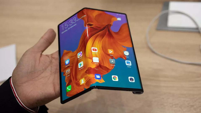 Vậy là Galaxy Fold đã trở thành smartphone màn hình gập tốt nhất năm 2019