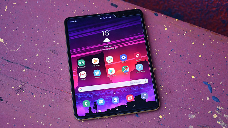 Galaxy Fold màn hình gập sẽ ra mắt tại Việt Nam trong tháng 11, giá bán “chỉ” 50 triệu