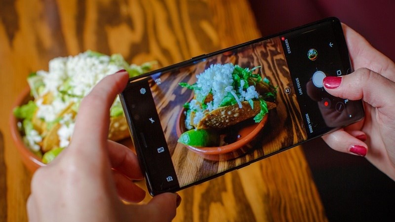 Vì sao mãi tới Galaxy Note 8, Samsung mới chịu dùng camera kép?