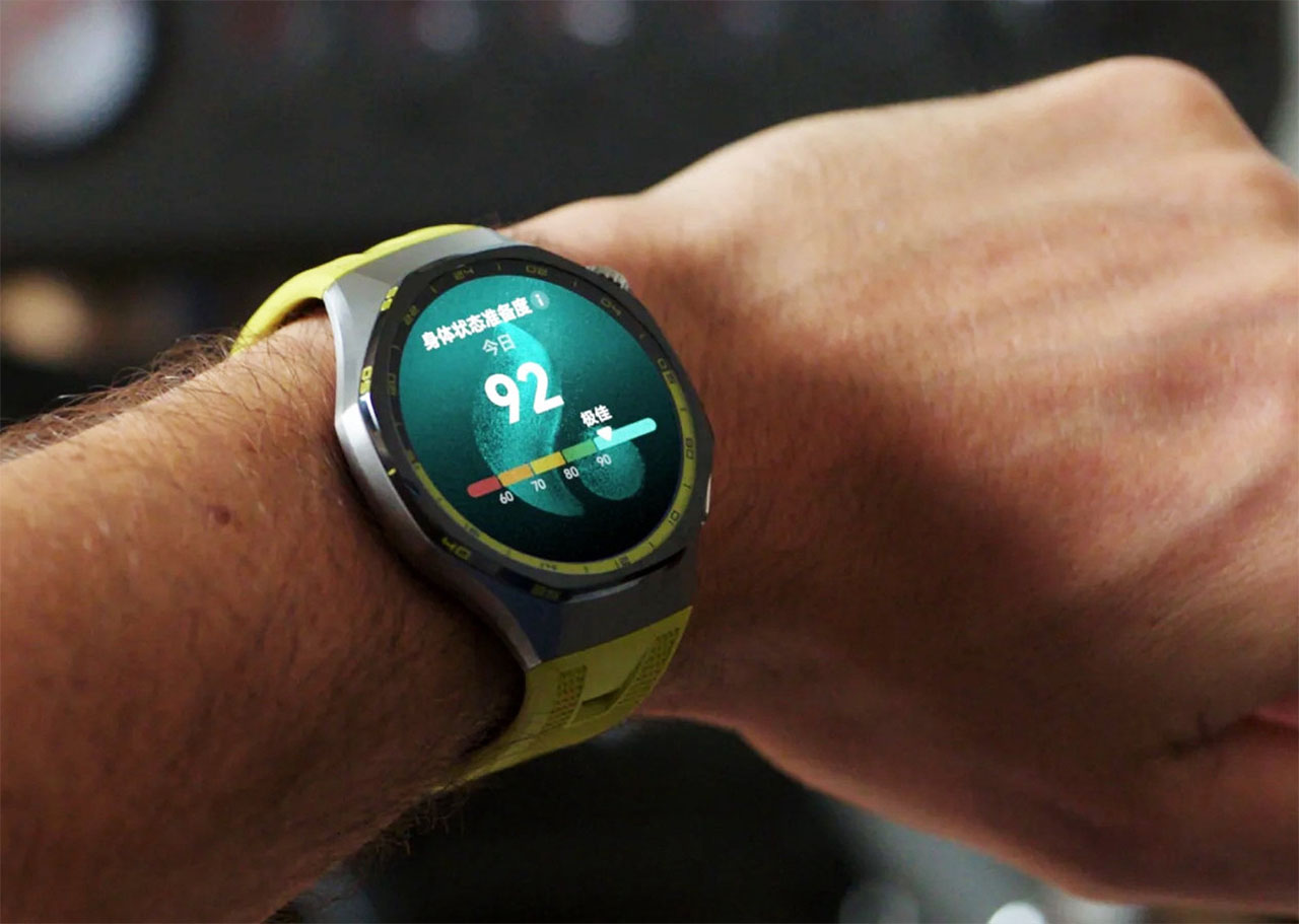 Trên Tay Huawei Watch GT 7 Pro: Viền Gốm, Kính Sapphire Cao Cấp, Bổ Sung Tính Năng Sức Khỏe Mới
