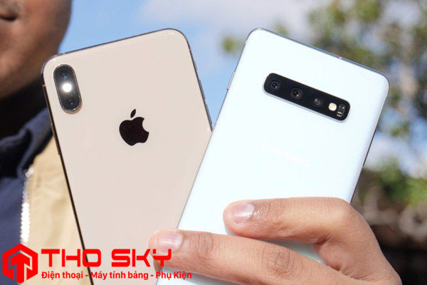 iPhone 2020 sẽ loại bỏ hoàn toàn tai thỏ, chỉ dùng màn hình OLED, có cảm biến vân tay dưới màn hình