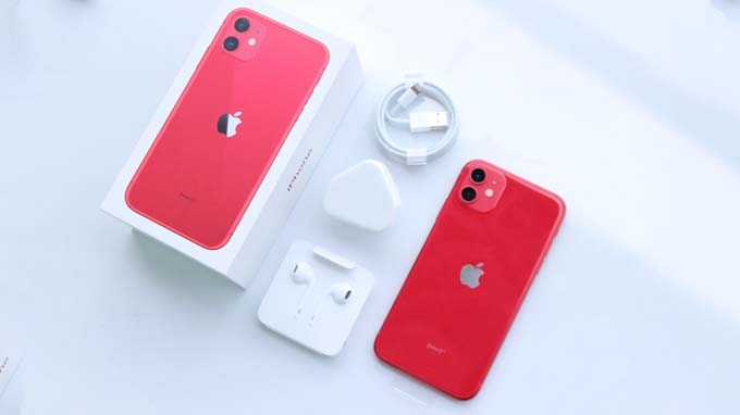 MỞ HỘP IPHONE 11 ĐỎ: BIẾN THỂ GIÁ RẺ NHẤT, NGOẠI HÌNH XUẤT SẮC