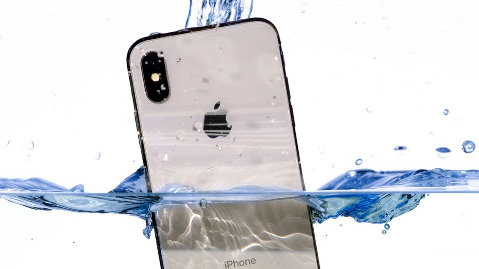 iPhone của Apple đang chống nước tốt hơn trong những năm gần đây