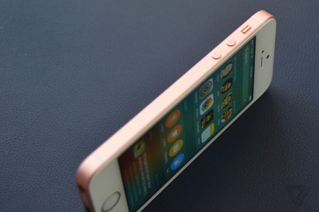 iPhone XE, mẫu smartphone nhỏ gọn của Apple đang được rất nhiều người dùng chờ đợi