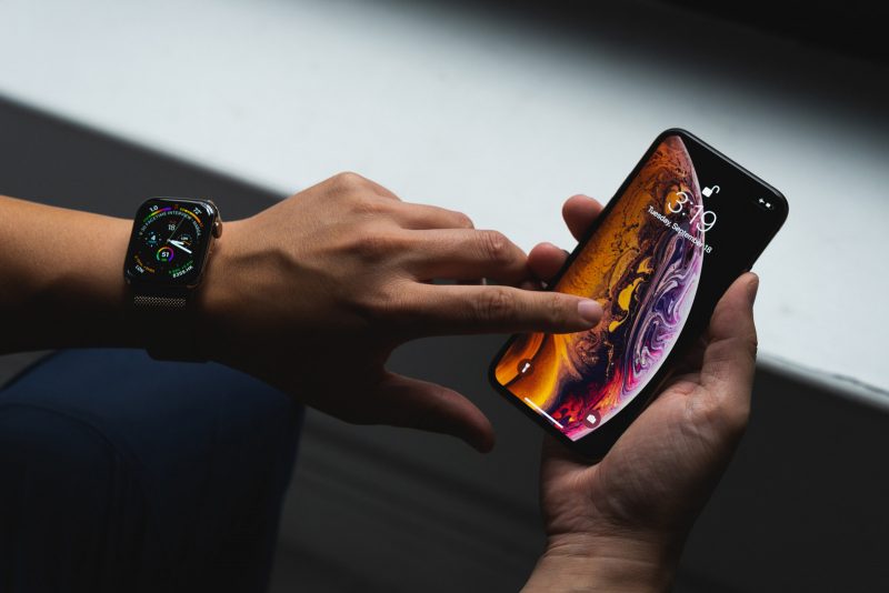 Phơi bày sự thật về iPhone Xs Max: Lớn nhất – Tốt nhất – Đắt nhất