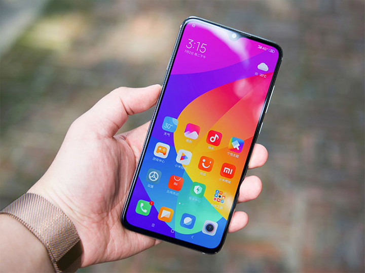 Trên tay Xiaomi Mi CC9: Camera selfie nhiều tính năng, Snapdragon 710, giá chỉ từ 6.8 triệu đồng