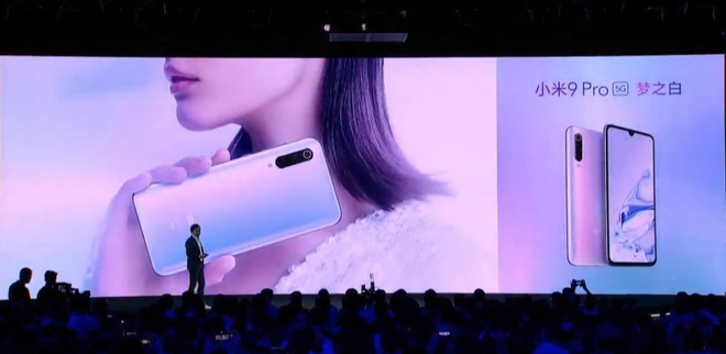 Xiaomi Mi 9 Pro 5G chính thức ra mắt: Chip Snapdragon 855+, sạc không dây 30W nhanh nhất thế giới, kết nối 5G, giá từ 520 USD