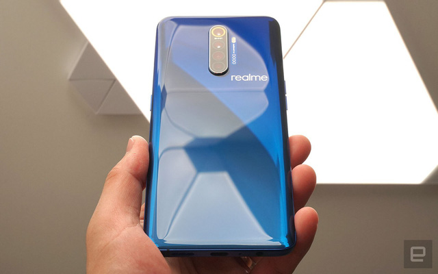 Ảnh thực tế Realme X2 Pro: Thiết kế giống Redmi Note 8 Pro, có thêm phiên bản Master Edition độc đáo