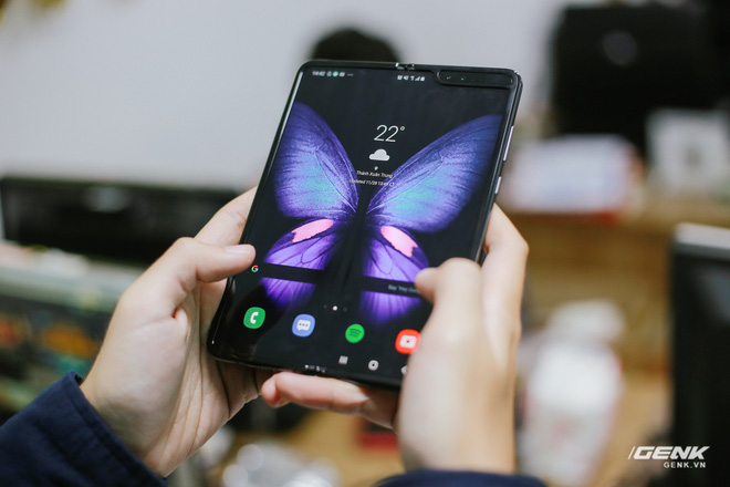 Quan chức nhầm lẫn, Samsung chưa hề bán được 1 triệu máy Galaxy Fold