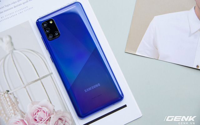 Trên tay Galaxy A31: ngoại hình chuẩn mực dòng A, 4 camera 48MP, pin 5000mAh