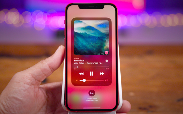 Apple phát hành iOS 14.2: Hình nền và biểu tượng cảm xúc mới, cài sẵn Shazam, sửa một loạt lỗi