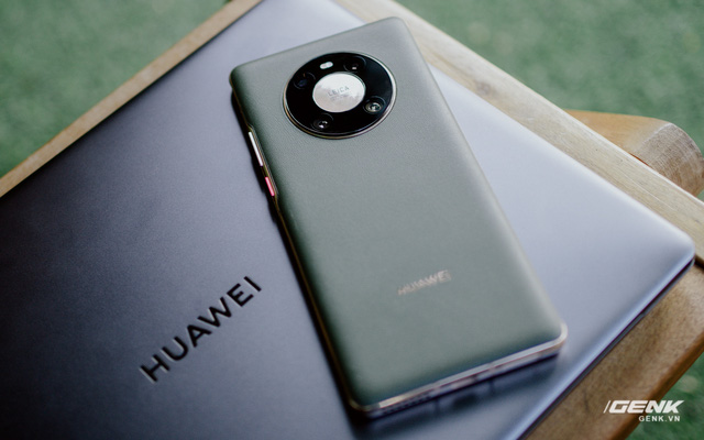 Chi tiết Huawei Mate40 Pro: Chiếc máy Android tốt nhất, nhưng...?