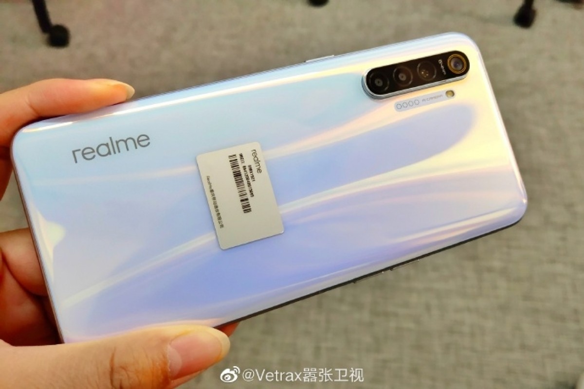 Realme XT mới ra mắt: Camera “khủng” 64MP, cấu hình “ngon” và còn gì khác?