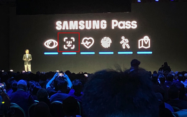 Samsung sao chép y nguyên biểu tượng Face ID của Apple
