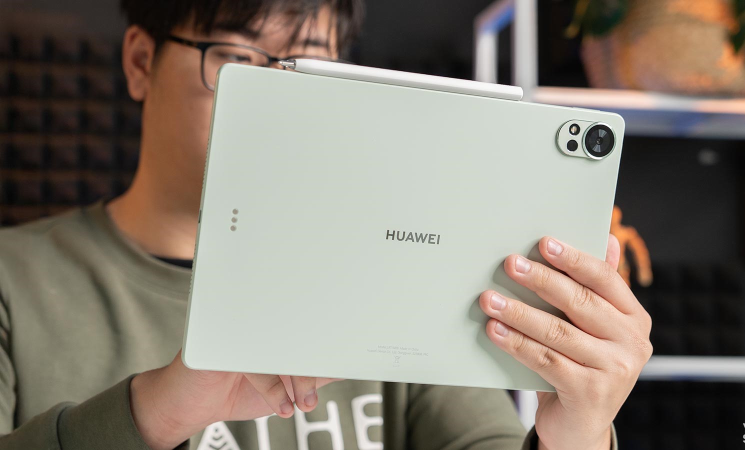 Trên tay Huawei MatePad 12 X: Tablet 12 inch mạnh mẽ, pin khủng và trải nghiệm đa nhiệm đỉnh cao