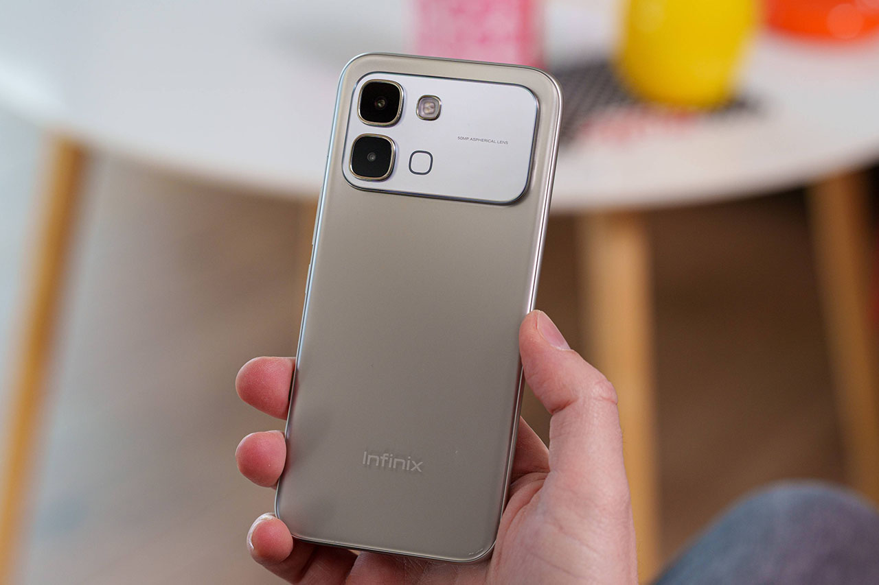 Trên Tay Infinix Note Edge: Siêu Phẩm Màn Hình Cong 1.5K, Pin Khủng 6.500 mAh Với Giá Chỉ Hơn 5 Triệu