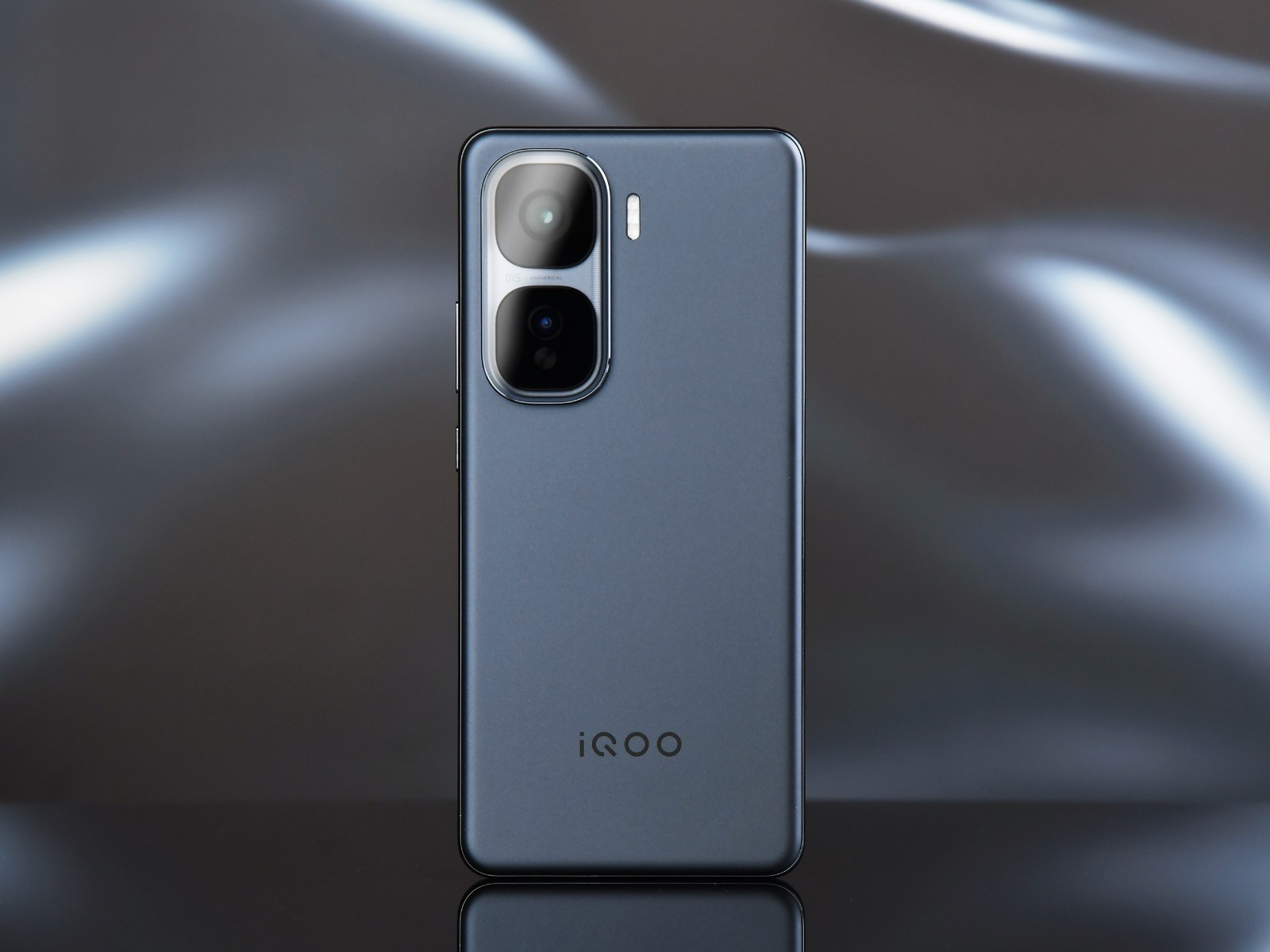 Đánh giá iQOO Neo 10: Smartphone tầm trung